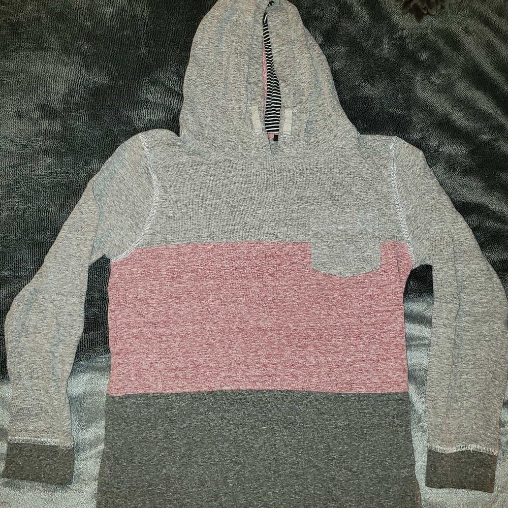 Boy's long sleeve hooded t-shirt